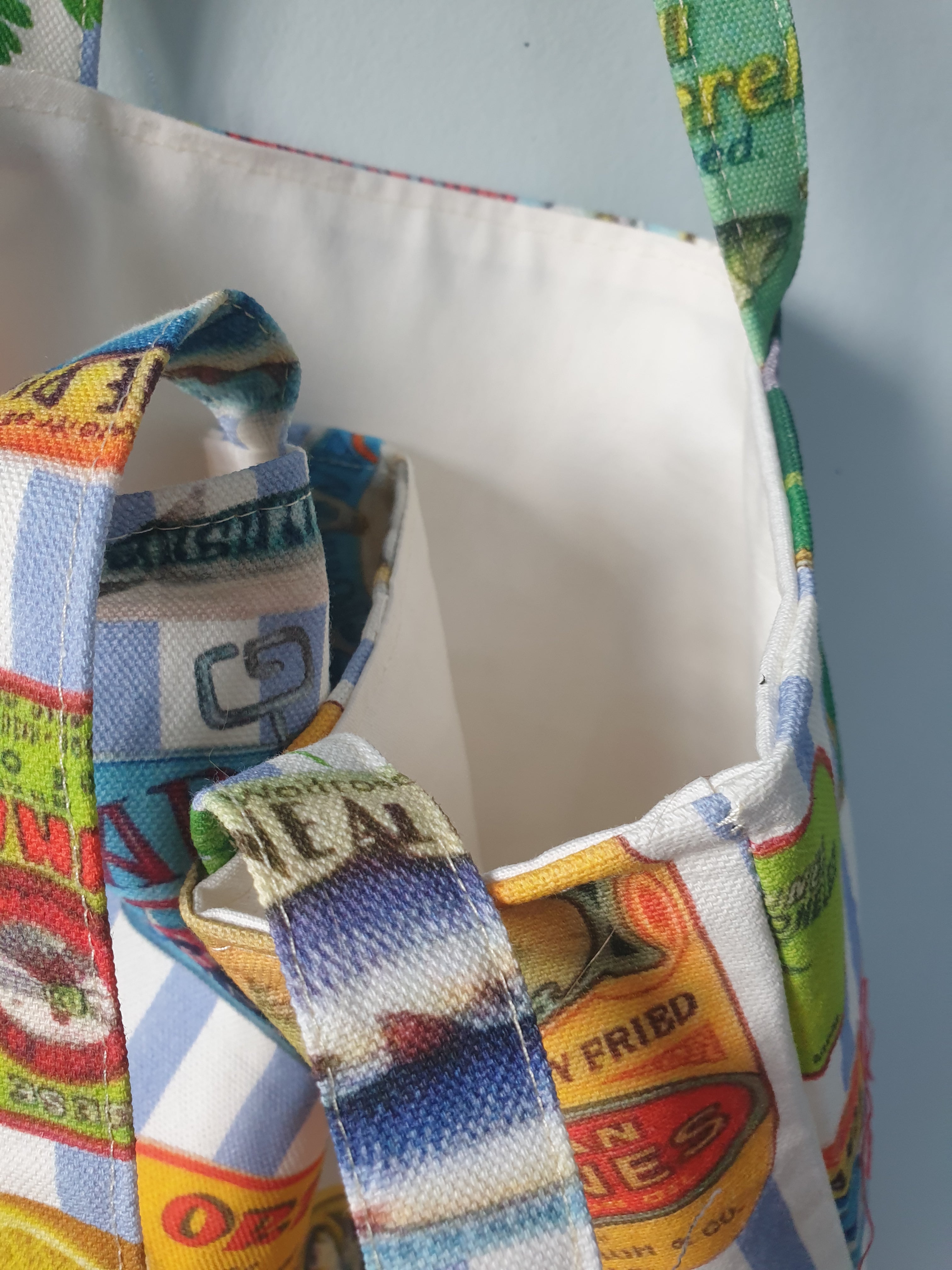 Shopper Bag Vintage Sardine Tins - interior view
